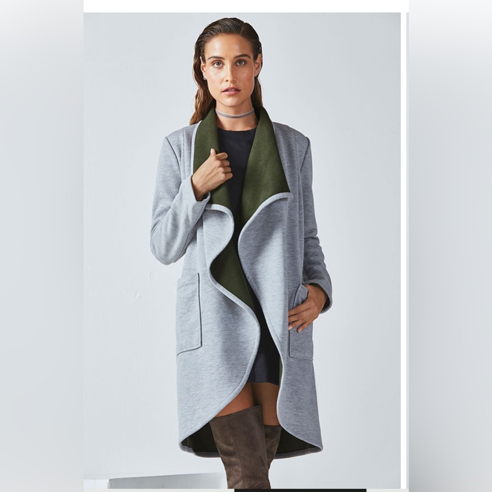 FABLETICS Stylish Gray and Green Open Front Coat